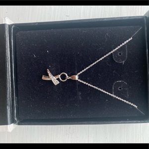 Never worn, Beautiful Sterling Silver X necklace
